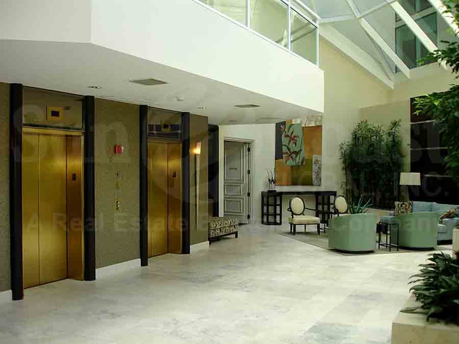 Bay Shore Place Lobby and Elevator